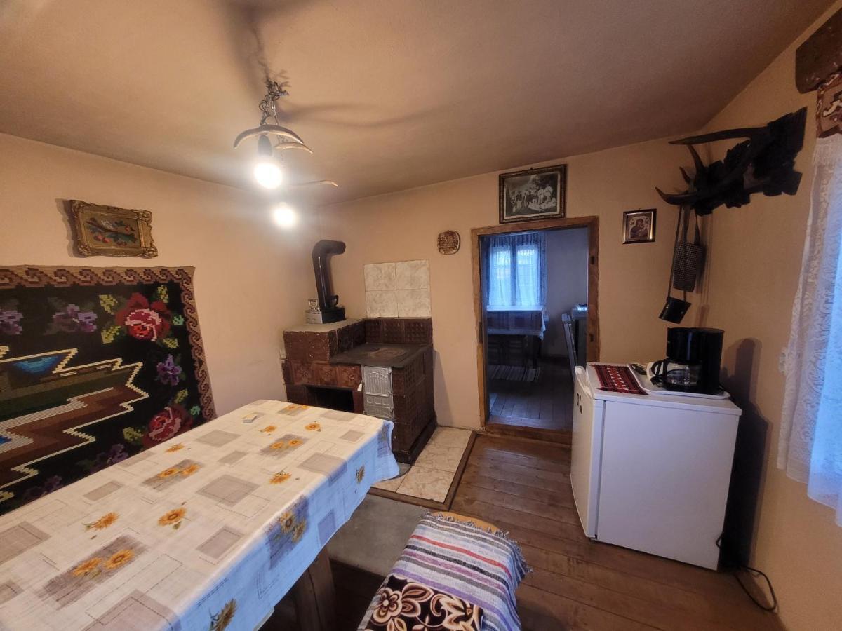 Casa Traditionala Bilbor Exteriör bild