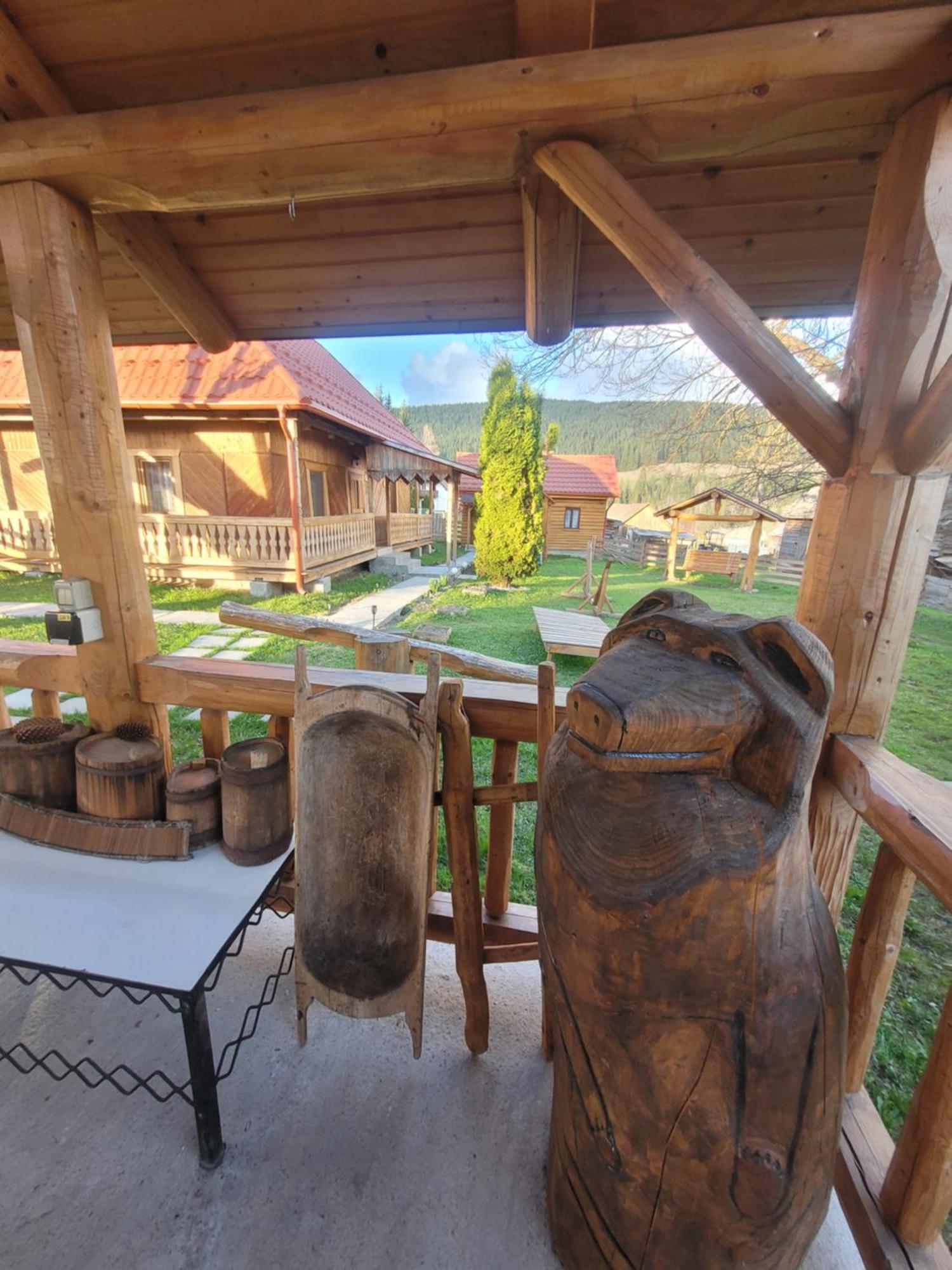 Casa Traditionala Bilbor Exteriör bild